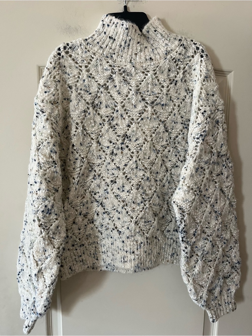 Melrose & Market Open Knit Speckled Sweater Women’s size Medium